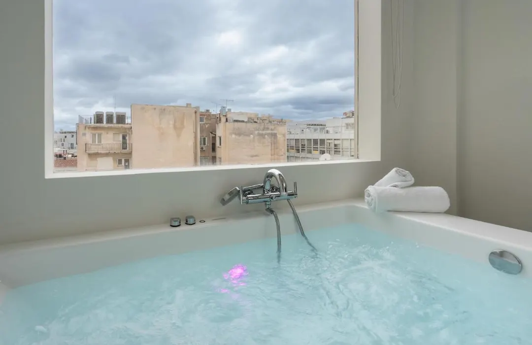 Dema Luxury Suites - Perikleous E8-1