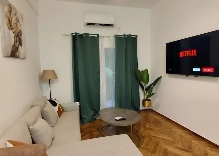 Chara'S Cozy Apartment By Vpn Accomodation